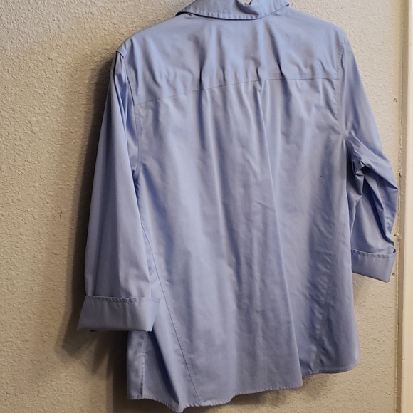 Baby blue blouse - Picture 2 of 2